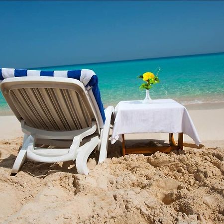 Aida Beach Hotel - Ел Аламейн Екстериор снимка