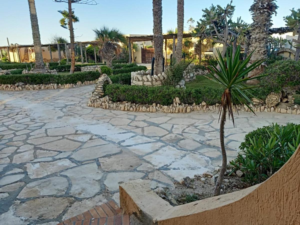 Aida Beach Hotel - Ел Аламейн Екстериор снимка