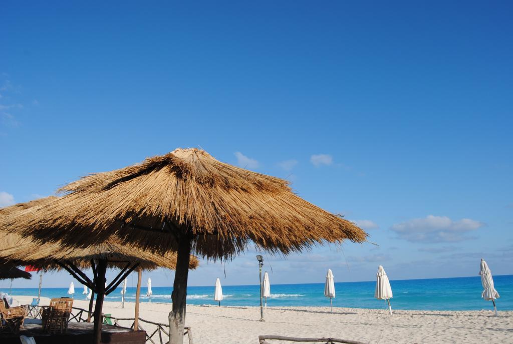 Aida Beach Hotel - Ел Аламейн Екстериор снимка