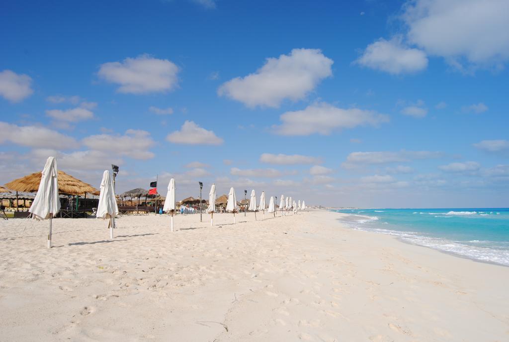Aida Beach Hotel - Ел Аламейн Екстериор снимка