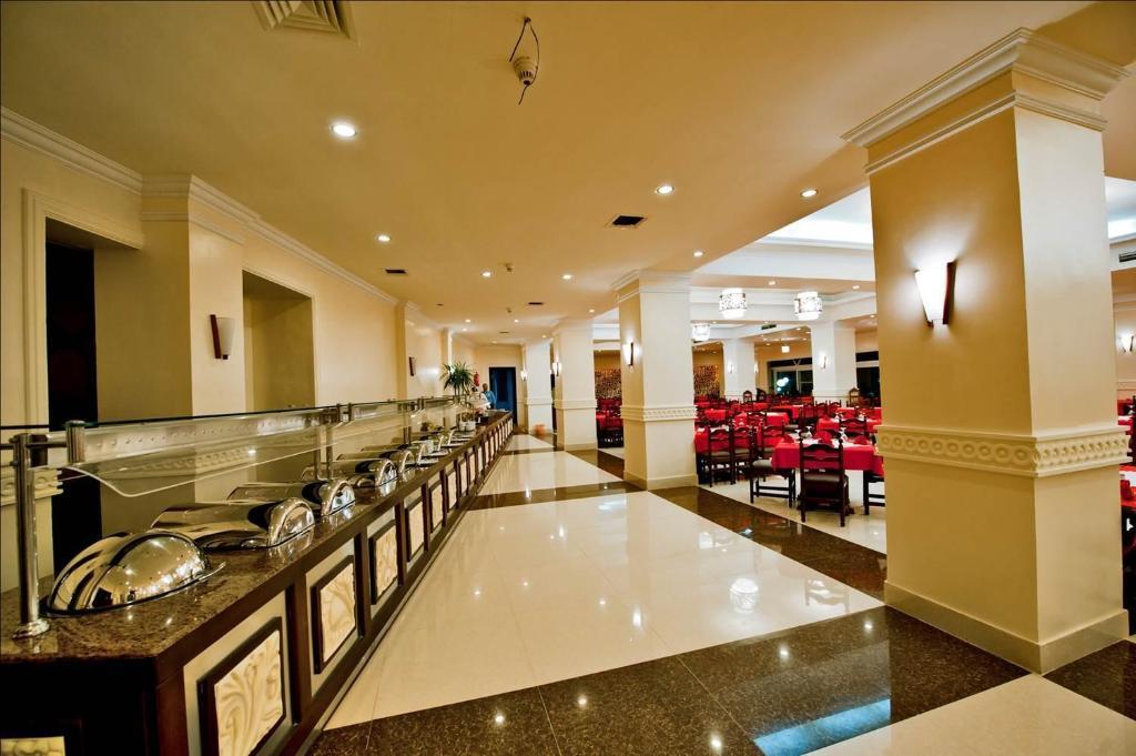 Aida Beach Hotel - Ел Аламейн Екстериор снимка