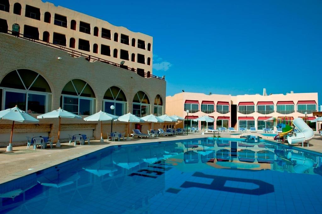 Aida Beach Hotel - Ел Аламейн Екстериор снимка